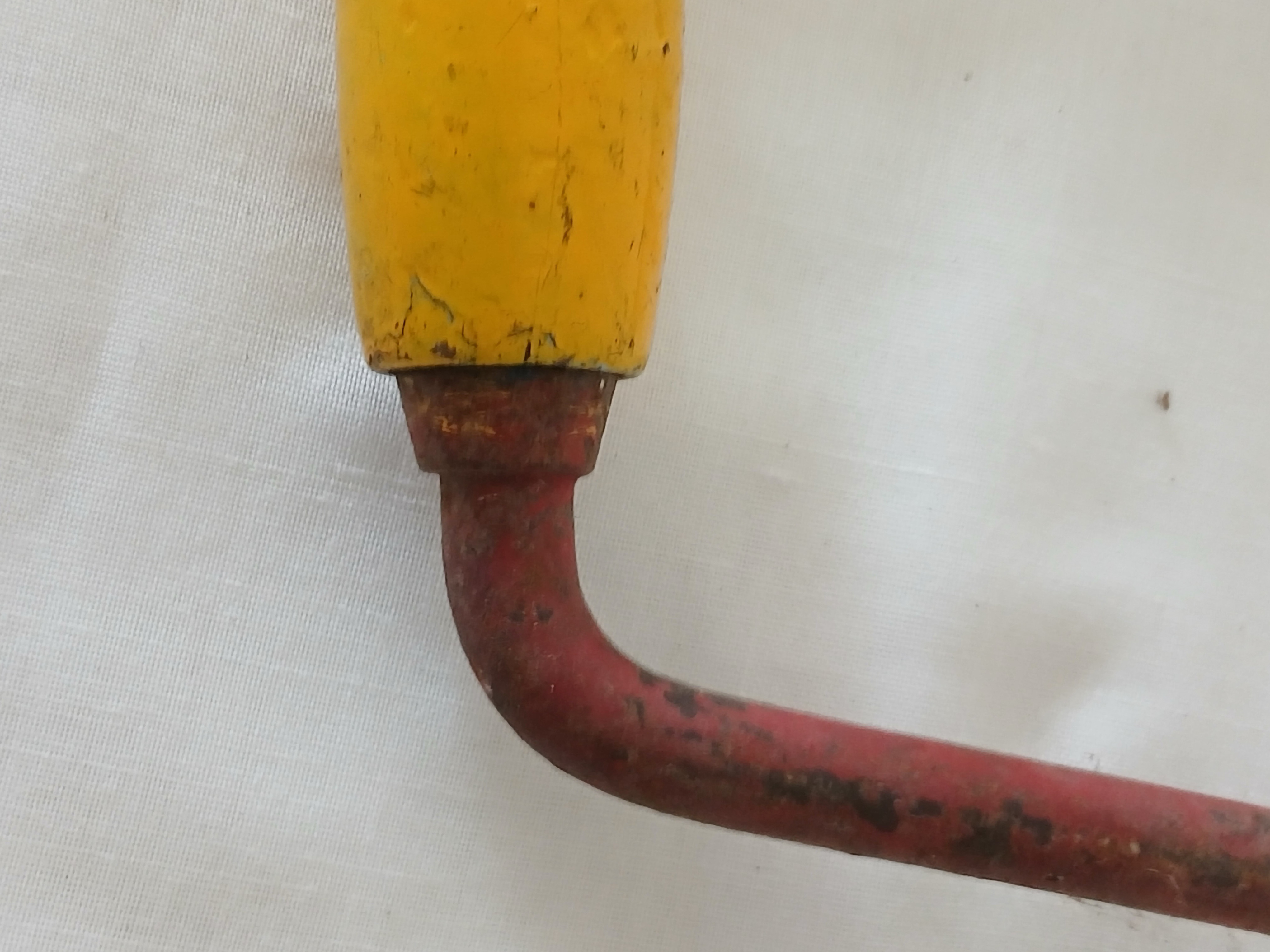 Outil ancien chignole, perçeuse à main et un foret - Bon état - Photo 4